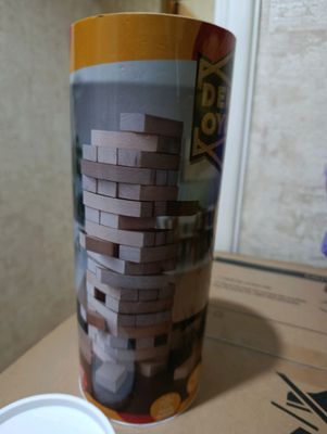 4 kishilik oyinchoq sotiladi Jenga 150.000 ming