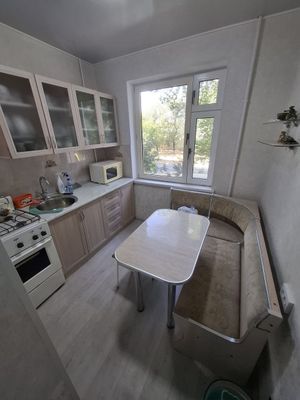 Срочно аренда 1 комнатная квартира в городе Чирчике