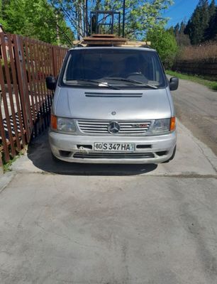 Mercedes Benz Vito
