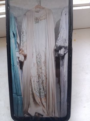 abaya bir marta kiyilgan ,