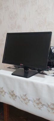 Продается монитор LG 19"