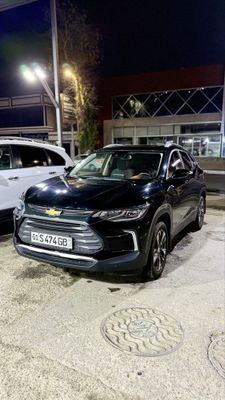 Tracker 2 Premier Turbo sotiladi