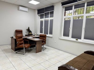Сдаю на Ц1 свое помещения под офис 100 м2.