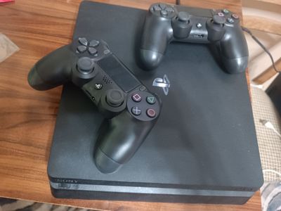 Sony PlayStation 4 Slim sotiladi