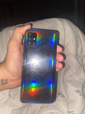 Samsung a51 sotiladi holati ortacha ishlatib yurishga yaxshi