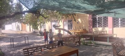 Toshkent to'ytepada yo'li yuzida choyhona kafe sotiladi 90000$min