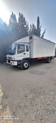 Katta isuzu sotiladi