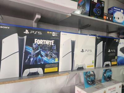 Продается игровой консол Sony Playstation 5 slim