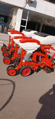 Pinivmatik Chigit ekish selka sotiladi