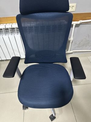 Kreslo FLEXION dafnadan olingan