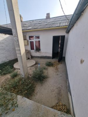 Uy sotiladi devyatka mantixona orqasi