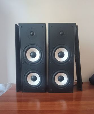 Microlab solo 3 sotiladi