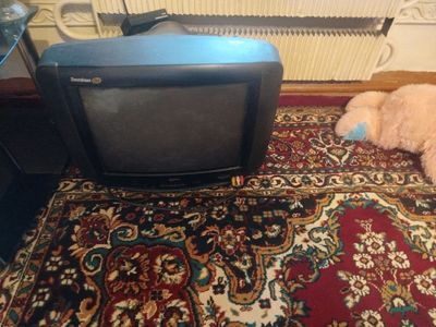 Телевизор сотилади
