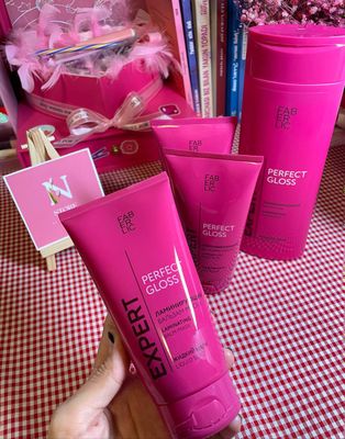 Perfect Gloss dasturi uchun shampun va balzam