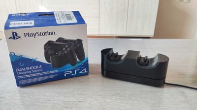 Док станция для геймпада PS 4 ( оригинал )