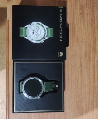 Продам часы HUAWEI WATCH GT 4