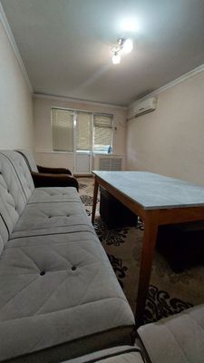Chilonzor 16-kvartilda 2 xonali uy ijaraga berildi narxi kelishiladi