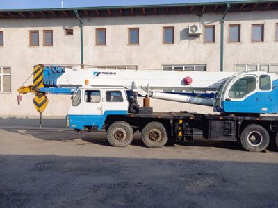 Kran TADANO 55 metr 50 tonna