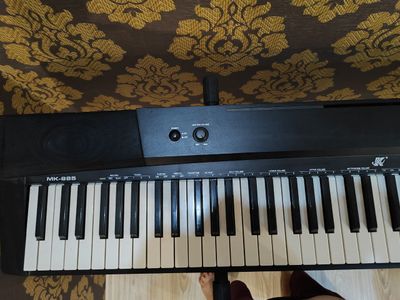 DIGITAL PIANO - PORTABLE KEYBOARD  88 KEYS -MK 885