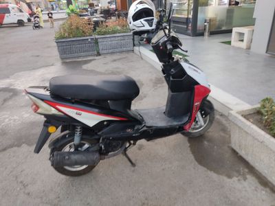 Skuter sotiladi 150 kub