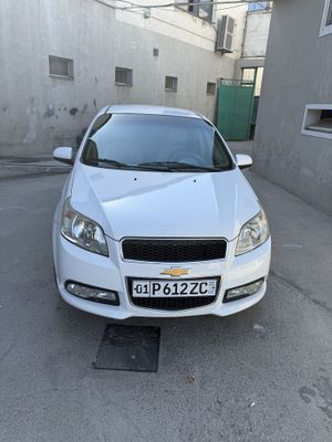 Nexia 3 srochna sotiladi