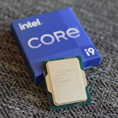 Intel-Core i9 – 12900K, 5.2 GHz, 30MB, BOX, LGA1700