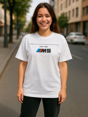 BMW M5 fudbolka.