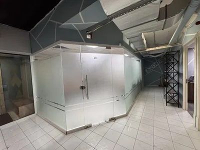 Учтепа ор гурман бургер35м³Цоколь 3кабинета в доль дороги Юр адреса