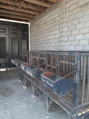Qo'yxona 5 ta qo'y uchun mo'ljallangan