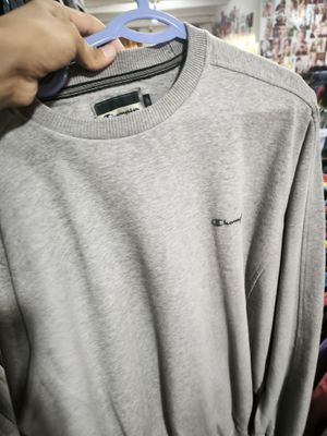 Худи от бренда Champion