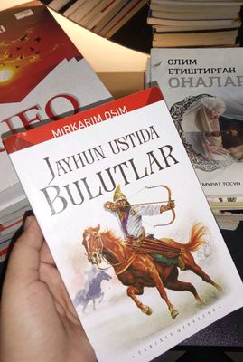 jayhun ustida bulutlar kitobi