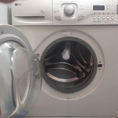 Срочно продам свою б/у LG стиральную машину, поламался