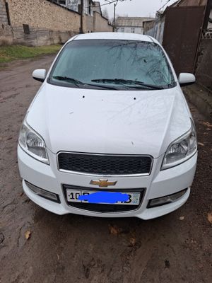 Срочно продам машину