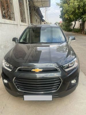 Chevrolet Captiva 2018 мокрый асфальт