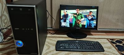 Срочно продаётся компьютер с монитором