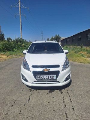 Продам Spark 4 позиция