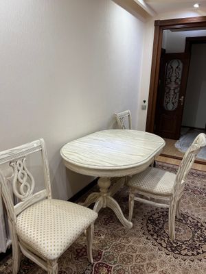 Стол стул кухонный,  6 стульев,2,5 млн торг есть