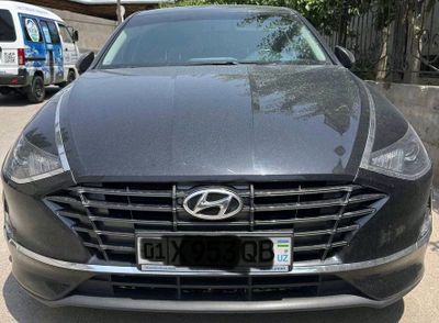 HYUNDAI SANATA