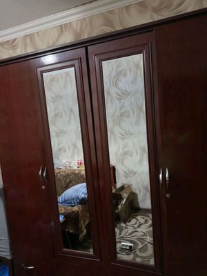 продается шифоньер. длина 1,70 высота 2 м