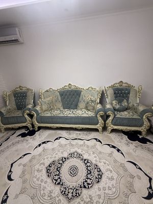 Диван кресло мягкой мебель как новый