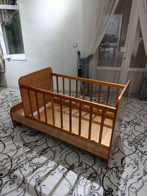 Bollar uchun kravat alo darajada