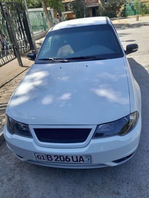 Neksiya 2 1.6 luks