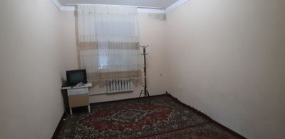 1 хонали 5 этаж квартира