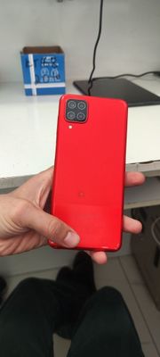 Samsung a12. Ideal