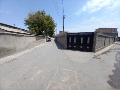 Участка сотилади