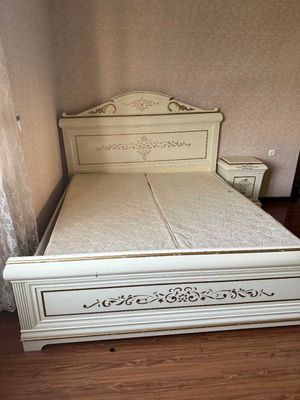 Премиум мебел сотилади | 180×200 тўшак, трюмо ва 6 погонали шкаф