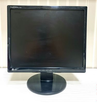 Monitor sotiladi