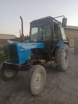 MTZ 80 sotilishi kerak