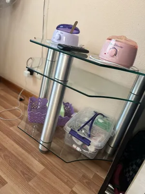 Тумба под телевизор стеклянная