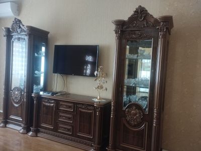 Продам пенал для гостиной